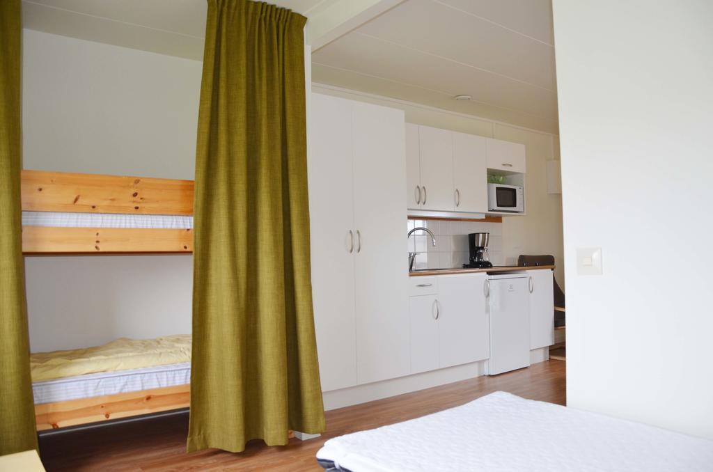 Apelvikstrand Semesterlagenheter Aparthotel Varberg Room photo